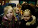 Groep 1 Bezoek aan de Groenteman 2008 / many kids in a store Groep 1 Bezoek aan de Groenteman 2008 / many kids in a store