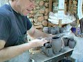 SIMON LEACH - Handling cream jugs