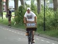 11 stedentocht op een transportfiets