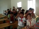 彭州北君平中心小學校之午餐中的學生