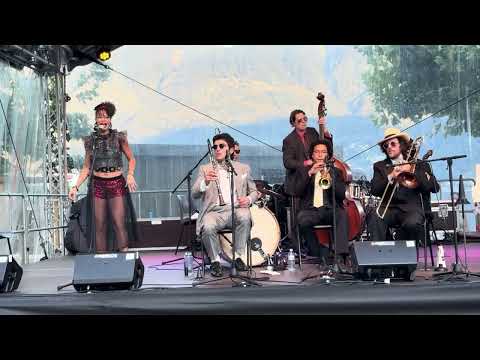 Image http://img.youtube.com/vi/IueoGXU18cc/hqdefault.jpg