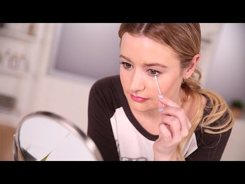 Stop! You're Removing Your Eye Makeup All Wrong