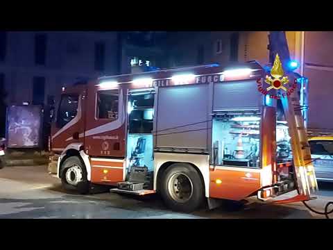 VIDEO VIGILI DEL FUOCO INCENDIO APPARTAMENTO PRATO