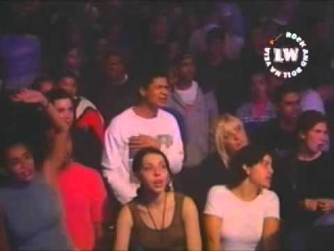 IRA. - Músicas: 1. Gritos Na Multidão / 2. Dias De Luta / 3. Longe De Tudo / 4. É Assim que me querem / 5. Como os ponteiros de um relógio / 6. Superficial (Como um...