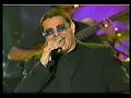 luis enrique nos presenta una propuesta en la que, como siempre se adelanta al movimiento musical mediante una expresi�n diferente y vanguardista en su sonido e interpretaci�n. desde las primeras notas que se escuchan en evolucion, el oyente se siente atrapado por un trabajo realizado con gran esmero, donde no se ha escatimado el talento. cada tema es una sorpresa y cada orquestaci�n una buena muestra de lo que es un �lbum hecho con amor y pleno conocimiento musical. lo mismo puede escuchar una salsa con las sonoridades m�s novedosas, que un tema pop con el concepto m�s actual.dosis perfectas de sabor y swing se fusionan en una amalgama de sonidos que respetan la tradicional m�sica afro antillana y se unen con las nuevas tendencias del llamado 