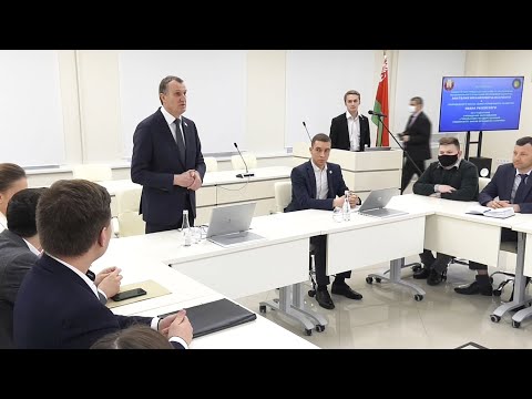 Анатолий Исаченко встретился со студентами ГГУ видео