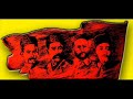 بارزه درراه احیای حقوق سندیکاییمبارزه درراه احیای حقوق سندیکایی مسیر دشوار و بغرنجی است. حفظ هوشیاری، تاکید بر سنن انقلابی جنبش سندیکایی و کار پیگیرانه توام با شکیبایی و استفاده از همه روزنه های موجود ضمن تقویت امر وحدت و پرهیز از تفرقه از وظایف اصلی و مبرم درحال حاضربه شمار می آیداوضاع درمراکز صنعتی-تولیدی وخدماتی و به طور کلی محیط های کارگری سخت بحرانی و متشنج است. روزی نیست کارگران و زحمتکشان حرکتی اعتراضی را نسبت به وضعیت ناگوار حاکم بر کار و زندگی خود سازمان ندهند و به مخالفت با سیاست های حاکمیت، زورگویی کارفرمایان و اقدامات مخرب تشکل هایی چون شوراهای اسلامی کار برنخیزند!طی سال های اخیر، هیچگاه وضعیت زحمتکشان تا به این درجه وخیم نبوده است. از یک سو گرانی و تورم فزاینده قدرت خرید وسطح زندگی میلیون ها زحمتکش را کاهش داده و آنان درتامین مایحتاج اولیه با دشواری های جدی روبرو هستند و از دیگر سو خطر اخراج و بیکاری چون شمشیر داموکلوس بر بالای سرآنها قرار دارد و تامین و تضمین امنیت شغلی به رویارویی دست نیافتنی بدل گردیده است.رواج قراردادهای موقت، خروج کارگاه های زیر ده نفر از شمول قانون کار، دستمزدهای پایین تر از نرخ واقعی تورم، حقوق های معوقه، خصوصی سازی افسار گیسخته مراکز تولیدی و کارخانجات، چنان اوضاعی را پدید آورده که طبقه کارگر و دیگر زحمتکشان برای نجات ازآن راهی جز مقاومت و مبارزه ندارند. به این مجموعه اوضاع باید سیاست کنونی دولت ضد کارگری احمدی نژاد درخصوص اصلاح قانون کارو مقررات زدایی برای پیوستن به سازمان تجارت جهانی را نیز افزود.خبرگزاری ایسنا،6 شهریور ماه، درگزارشی از نتایج بررسی های کار گروه تدوین برنامه پنجم اعلام داشت :کار گروهی که مدتی است درمورد تنظیم روابط بازار کار فعالیت می کند تا نتایج کارخود را برای درنظر گرفتن این موضوع درتهیه برنامه پنجم ارایه کند، تا پایان شهریور ماه نظرات و نتایج خود را اعلام می کند. عضو گروه تنظیم بازار کار در گفت و گو با خبرنگار کار و اشتغال با اشاره به فعالیت چند ماهه کار گروه تنظیم روابط بازار کار دراین مورد گفت: دراین کار گروه مسایل مربوط به تنظیم بارزار کار و مسایل ایمنی کار و واگذاری واحدهای دولتی به بخش خصوصی و موارد دیگر مورد بحث قرار می گیرد.بر اساس این گزارش اصلاح قانون کار و تغییر و اصلاح سازمان تامین اجتماعی از اولویت های کار گروه تنظیم روابط بازارکار است و به همین جهت دولت نهم آن در الویت خود قرار داده و پس از بررسی های لازم درکمیسیون اجتماعی دولت، متن آن انتشار و به مجلس ارایه خواهد شد.
