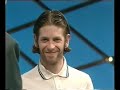 mick braithwaite sings wonderwall on the granada tv show...enjoy!