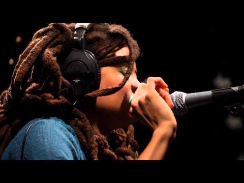 Valerie June - Full Performance (Live on KEXP)