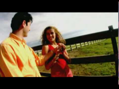 Assista aqui o primeiro sucesso da dupla Willian e Renan, gravado em 1998, \