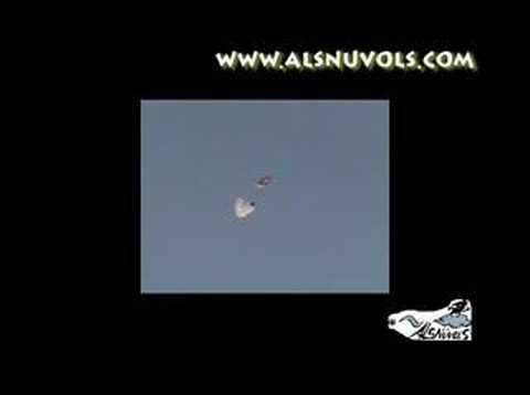 lanzamiento paracaidas dirigible