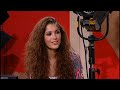 Yolanthe bij het Schooltv-weekjournaal Yolanthe bij het Schooltv-weekjournaal