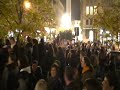 Guardate cosa hanno fatto 600 persone sconsciute in centro a padovaLook 600 people doing a strange thing in Padua