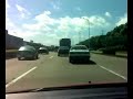 Primo giorno di guida con un'auto in...