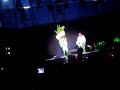 RAFA GONZALEZ SERNA Y PUBLICO CANTANDO HIMNO DEL BETIS