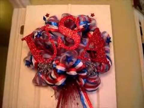 how to attach letters to a deco mesh wreath