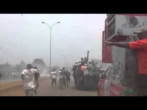 L'opposition de nouveau gazé au siège du RPG à Hamdallaye 