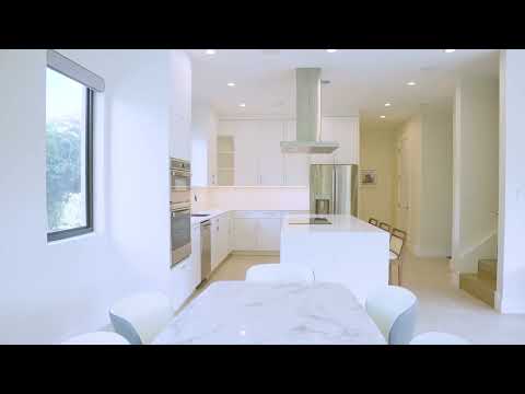 4 BED PLUS DEN TOWNHOUSE IN WEST BAY