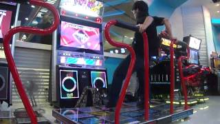 เล่นเกมเต้น 10 ปุ่ม ระดับความยาก LV 17