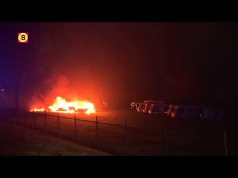 Veertien caravans uitgebrand in Empel