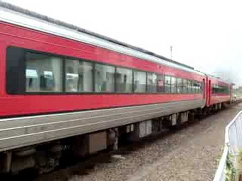 JR九州　キハ185系　九州横断特急　【宮地駅発車】