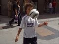 Filip from Copenhagen juggling in Madrid 2007
