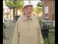 emiel werd op de vooravond van de tweede wereldoorlog opgeroepen om zich aan te melden. op 13 mei 1940 vertrok hij, niet wetende wat voor lange reis hem te wachten stond...
67 jaar later maakt hij diezelfde reis met zijn zoon erik. aan de hand van zijn toenmalig dagboek bewandelen ze de 