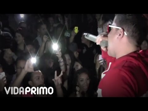 De La Ghetto & Alex Kyza - En Vivo En Club Iglu 2012 -