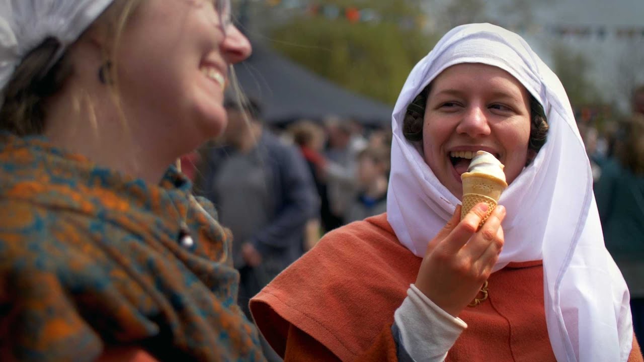 Wir brauchen eure Hilfe für das Spektakel!