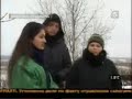 Прихожанка кусает православного попа.