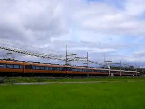 近鉄12200系+近鉄12400系(2008年8月撮影)