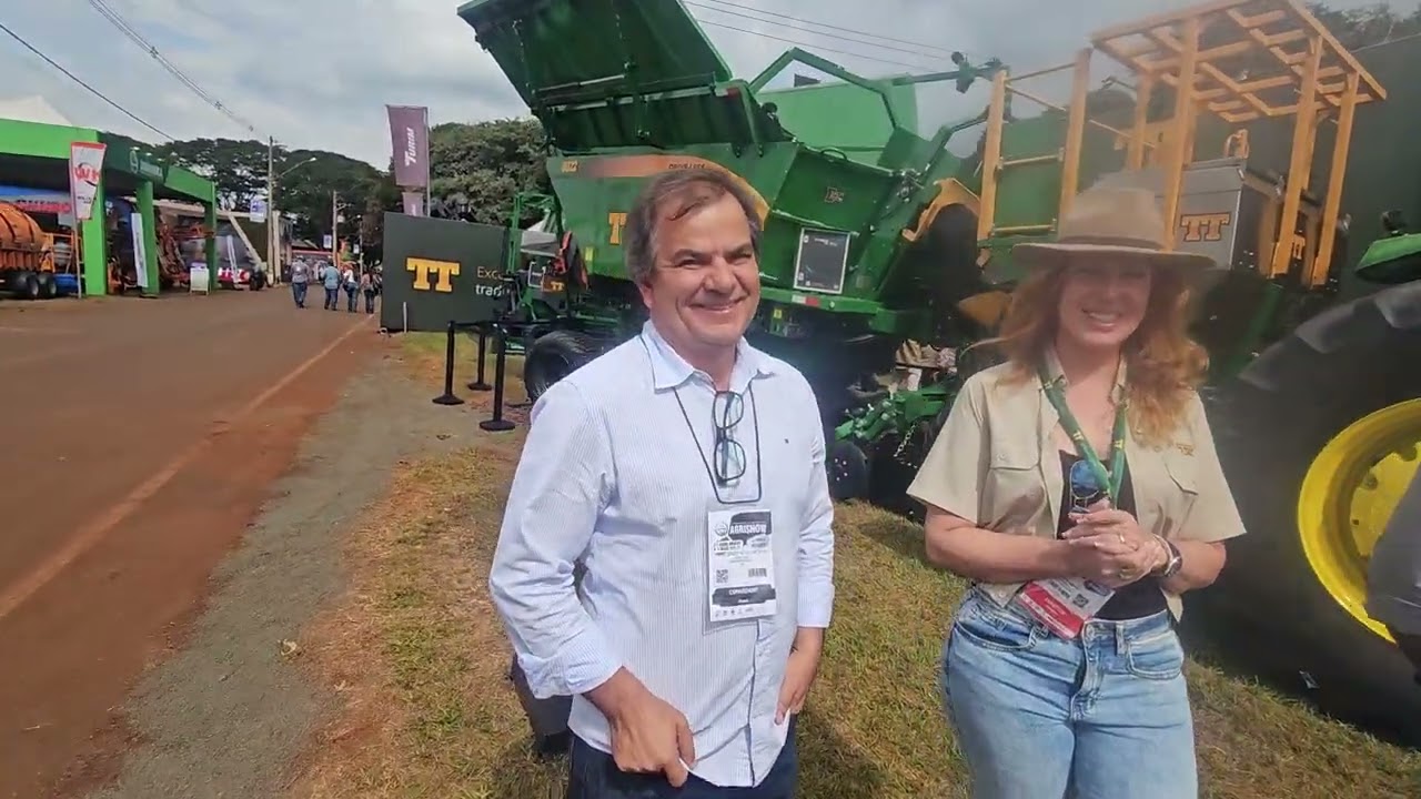 Equipe da Usina Caeté visita estande da TT do Brasil na Agrishow 2026