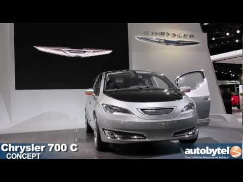 Chrysler 700C minivan concept at the 2012 Detroit Auto Show