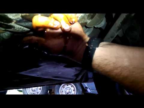 how to drain rear differential fluid