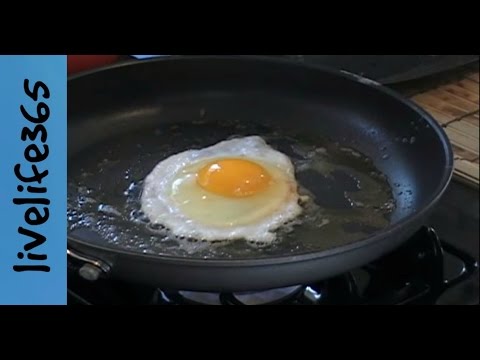 how to properly fry an egg