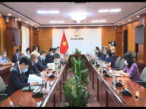 Bộ trưởng Bộ Công Thương làm việc với đại sứ Vương quốc Anh tại Việt Nam về vấn đề năng lượng