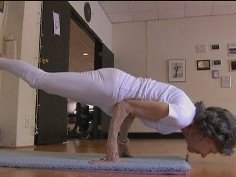 L’insegnante di Yoga più vecchia del mondo L’insegnante di Yoga più vecchia del mondo