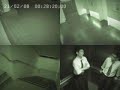 Visto fantasma in ascensore a Singapore