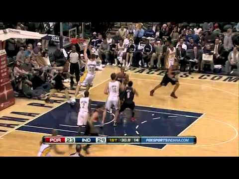 Rudy Fernandez dunks against Indiana Pacers
