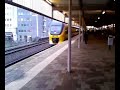 Intercity V-RIM vertrekt van Leiden Centraal spoor 4 ipv 5