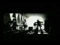 Kinky Avión Video and Lyrics