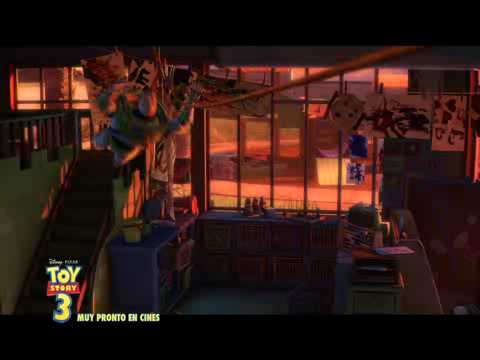 0 Danna Paola y Alex Syntek en Toy Story 3