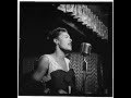 Bekijk muziek clip van Billie Holiday met Weep No More