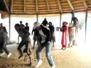 Muriel Acompanhando na dança africana