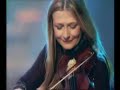 Mair�ad N� Mhaonaigh - T� Mo Chleamhnas a Dh�anamh