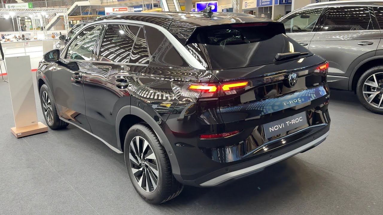 New VOLKSWAGEN T-ROC Life 2026 - walkaround, specs & PRICE (BLACK COLOR)