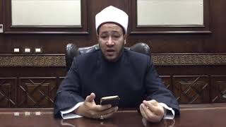 ما القول في ابن مضيع للصلاة وأب يقابل هذا بالضرب؟