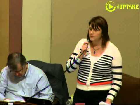 size on - Minnesota Republicans force a 90 minute debate on the font size of cards potential union members would sign to form a child care union. The debate takes plac...