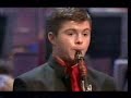 cherubic 17 year-old julian bliss (a protegee of sabine meyer) plays the mozart clarinet concerto, on basset clarinet. 

with jiri belohlavek conducting the bbcso. oh, and queen elizabeth ii in attendance :o

iii rondo (allegro)

well it looks like he gets the royal seal of approval from her majesty at the end :)