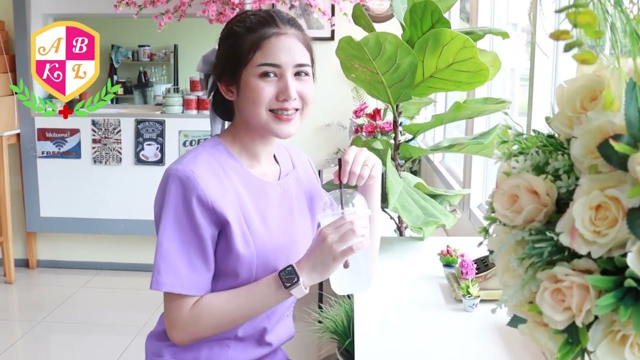 [Interview] 1 ปี กับการเปลี่ยนแปลงครั้งใหญ่ !! จากเด็กสาวธรรมดาสู่ "ผู้ช่วยแพทย์" & "เจ้าของแบรนด์"